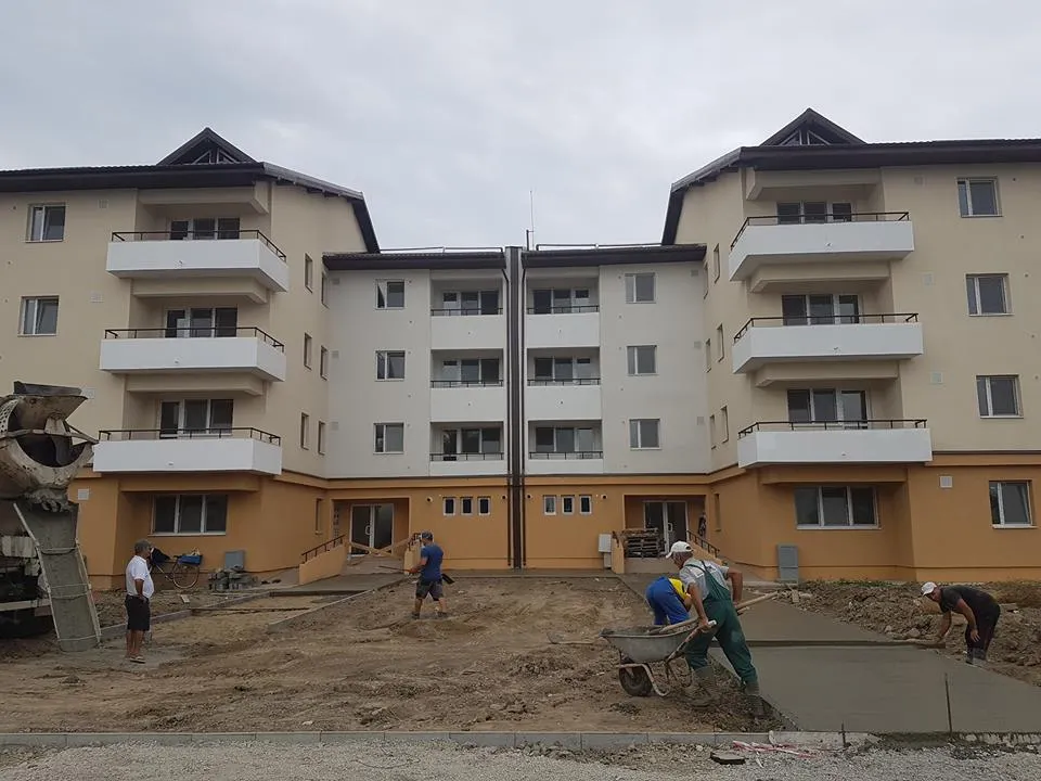 Lucrările la Blocul ANL de pe strada Mușețelului, din Călărași, aproape de finalizare