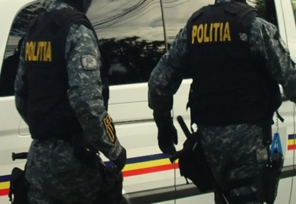 Scandal la Sărulești. Cinci bărbați reținuți