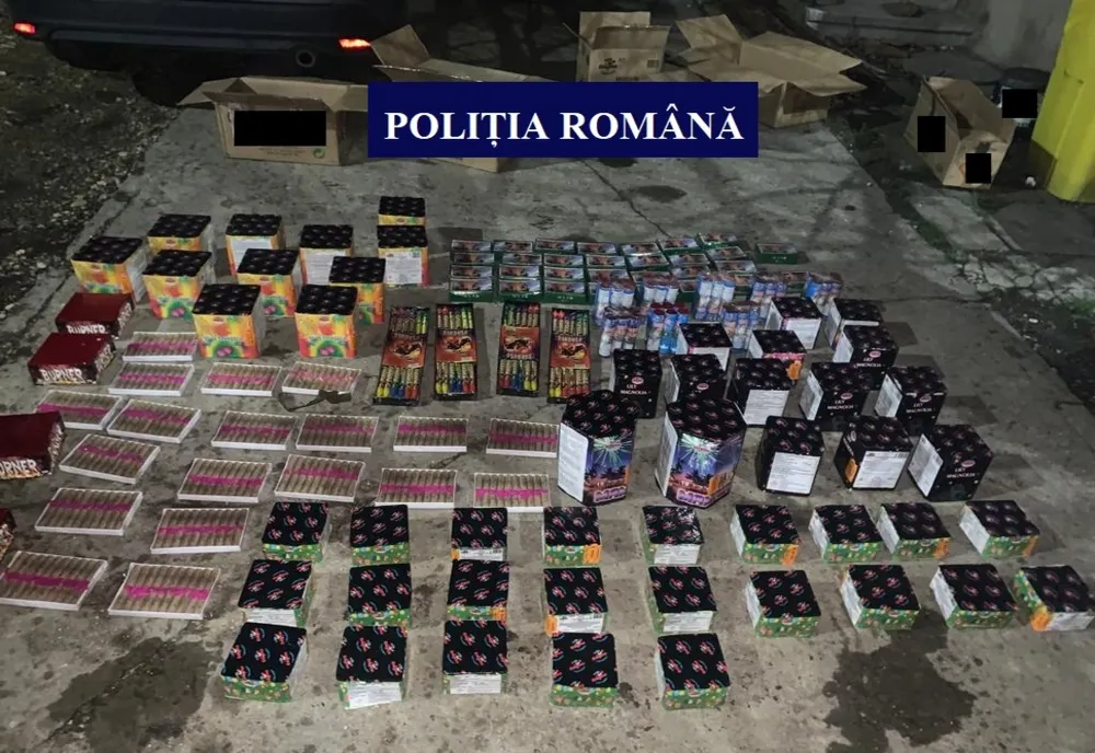Mașină plină cu sute de artificii și petarde, găsită de polițiști