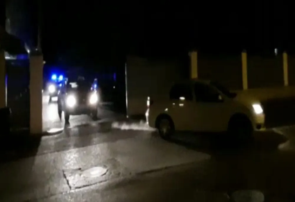 VIDEO Percheziții în Călărași la persoane bănuite de nerespectarea regimului armelor și munițiilor