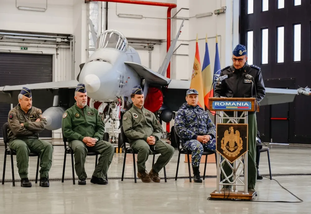 FOTO Ceremonie de schimbare a comenzii detașamentului Forțelor Aeriene Spaniole în Baza 86 Borcea
