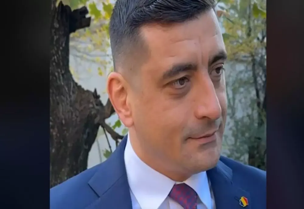 GEORGE SIMION PREZINTĂ CÂT COSTĂ HAINELE DE PE EL. LIDERUL AUR A LUAT PARTE LA TRENDUL MOMENTULUI DE PE TIKTOK VIDEO