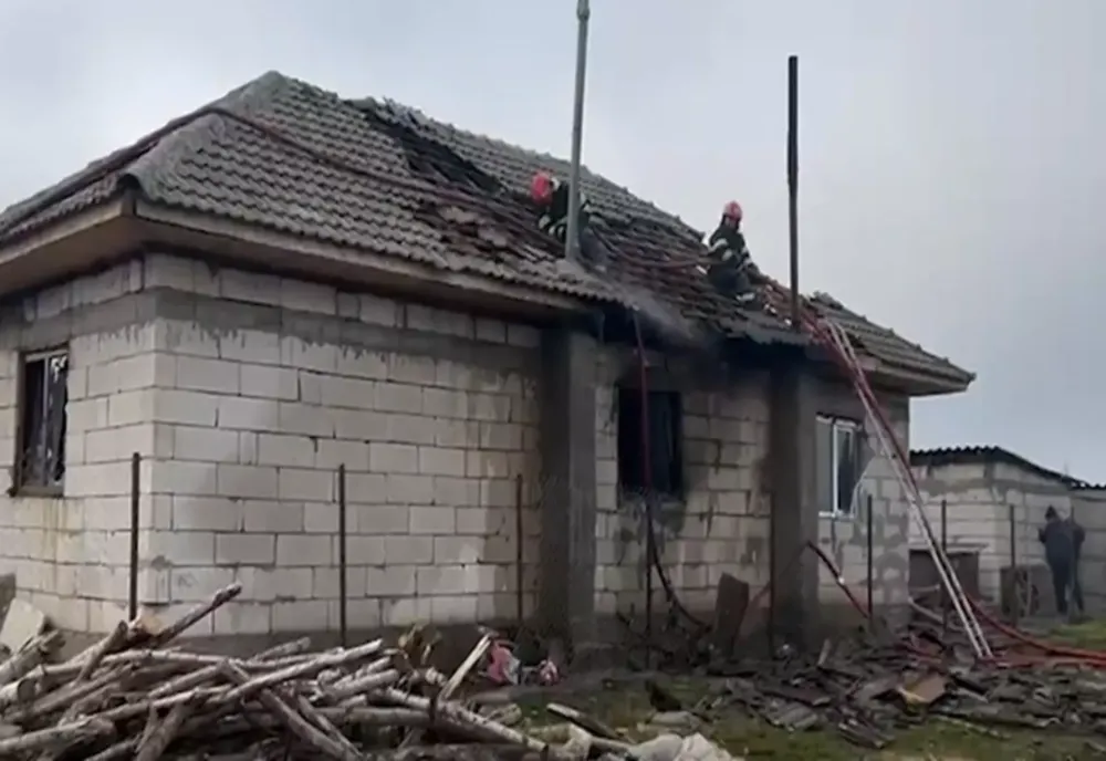 TRAGEDIE LA BORCEA, JUD. CĂLĂRAȘI. COPIL DE UN AN ȘI TREI LUNI, DECEDAT ÎNTR-UN INCENDIU 