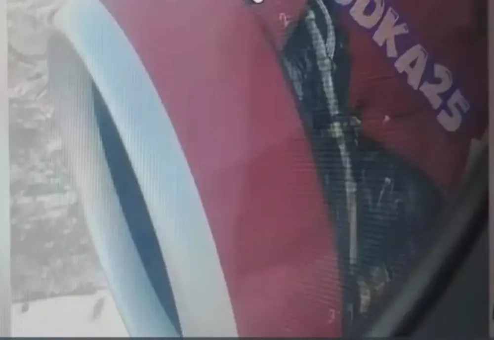 Panică pentru 90 de pasageri. Avion dezintegrat în aer