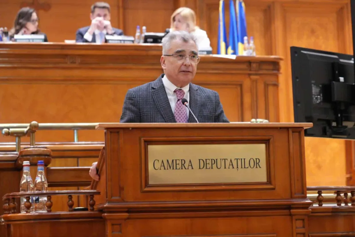 Petrișor Peiu (liderul senatorilor AUR): „Nicușor Dan a devenit garantul crizei politice, deși ar fi trebuit să fie garantul democrației”