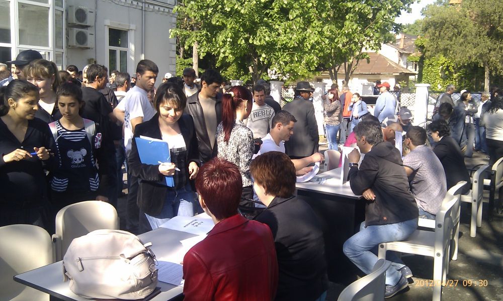 Absolvenții pot intra în evidența AJOFM în termen de 60 de zile de la absolvire