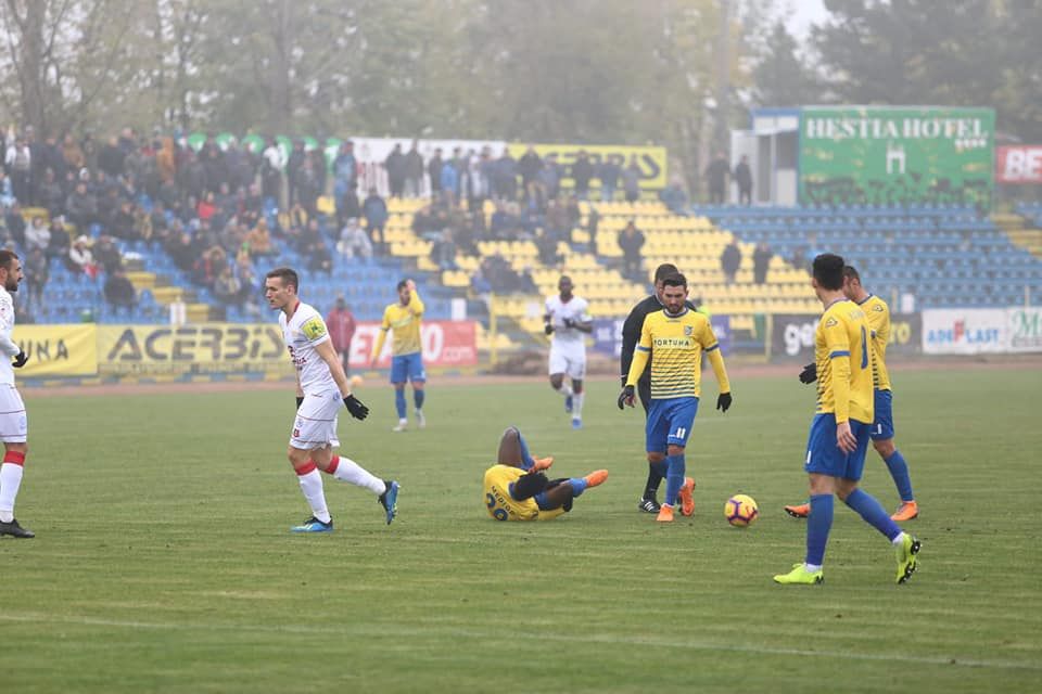 Dunărea Călărași - Astra Giurgiu, astăzi de la ora 14.00