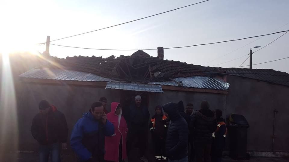 Cele 6 familii cărora le-a explodat casa vor primi ajutor din partea Primăriei Călărași