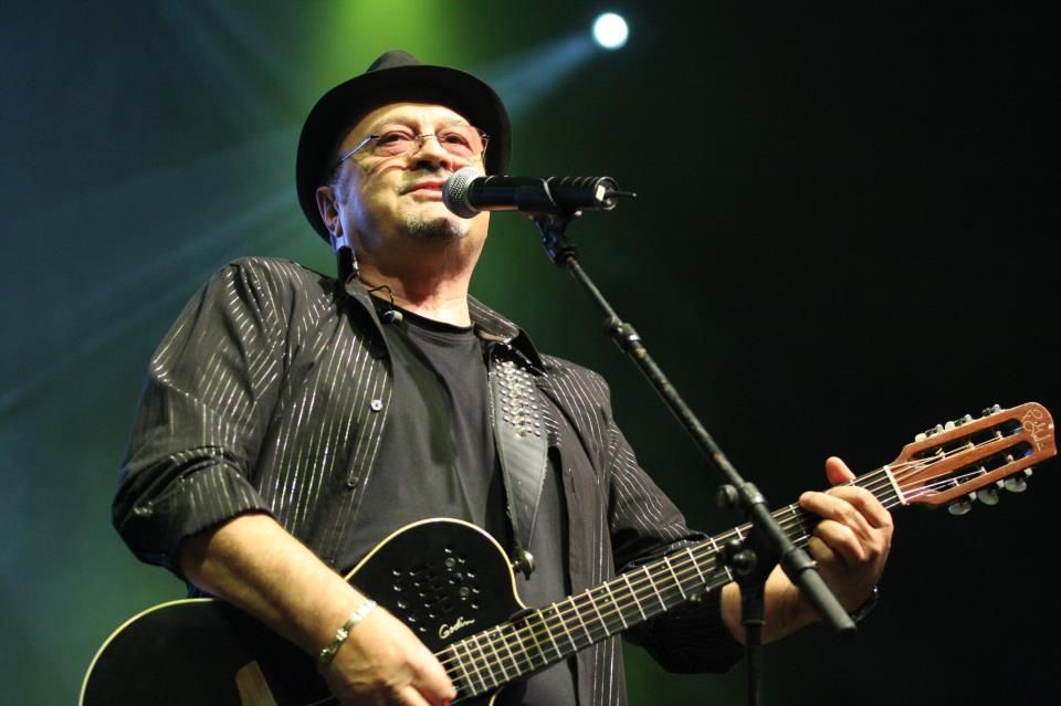 Mircea Baniciu cântă la Noaptea Albă a Muzicii Folk