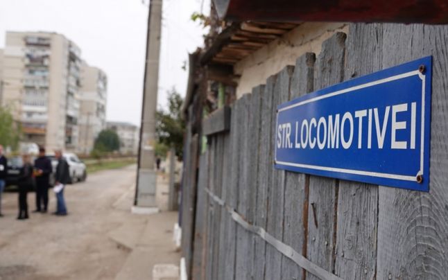 Așteptată de locuitori de foarte multă vreme, canalizarea pe strada Locomotivei a primit undă verde