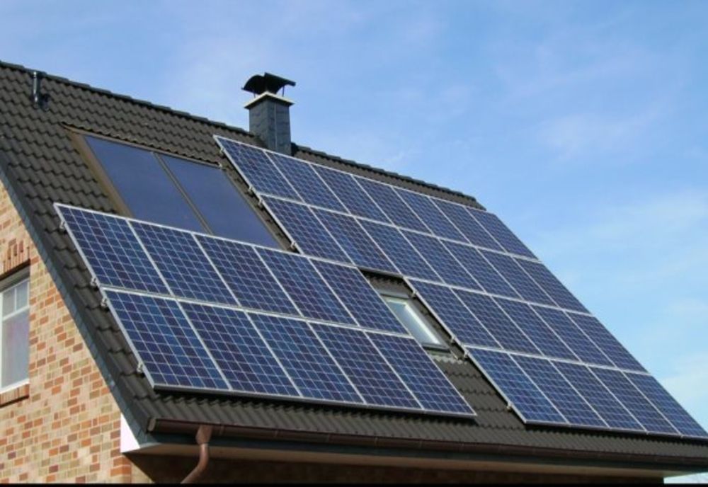 După două luni de pauză, sesiunea de depunere a dosarelor în Programul Național Casa Verde Fotovoltaice a fost reluată