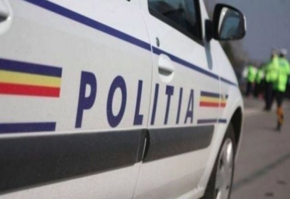 S-a suit la volan deși avea permisul suspendat. Polițiștii i-au făcut dosar penal!