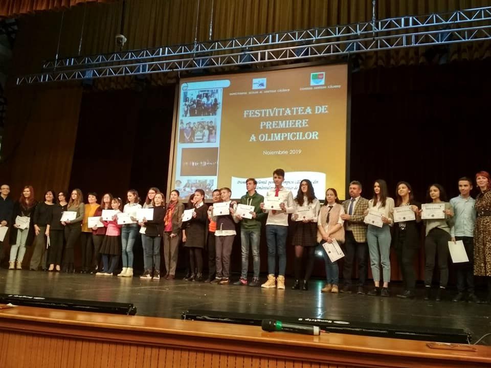 132 de elevi olimpici au fost premiați de ISJ și Consiliul Județean Călărași