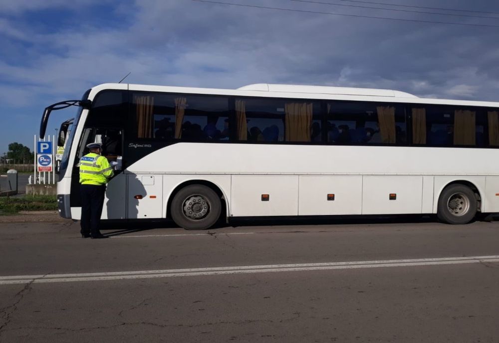 Polițiștii au verificat modul în care transportatorii respectă ordonanțele militare