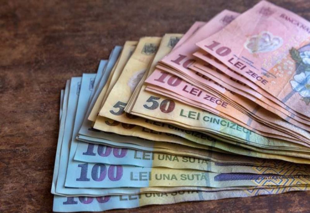 Statul va deconta 41,5% din salariul de bază brut pentru persoanele cu contracte suspendate pe perioada stării de urgență/alertă