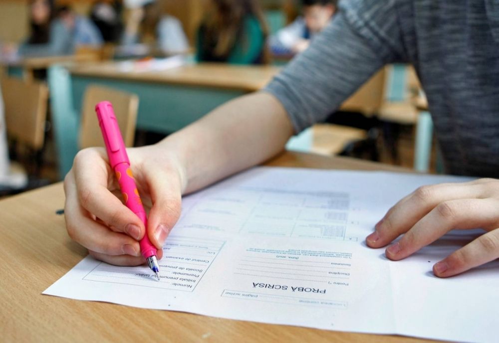 2.092 de elevi călărășeni au participat la prima probă a Evaluării Naționale