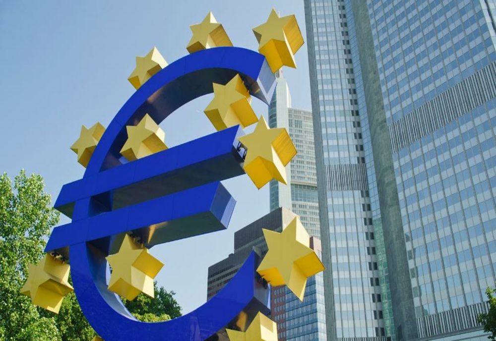 Băncile au înăsprit accesul la creditare din cauza temerilor legate de pandemie