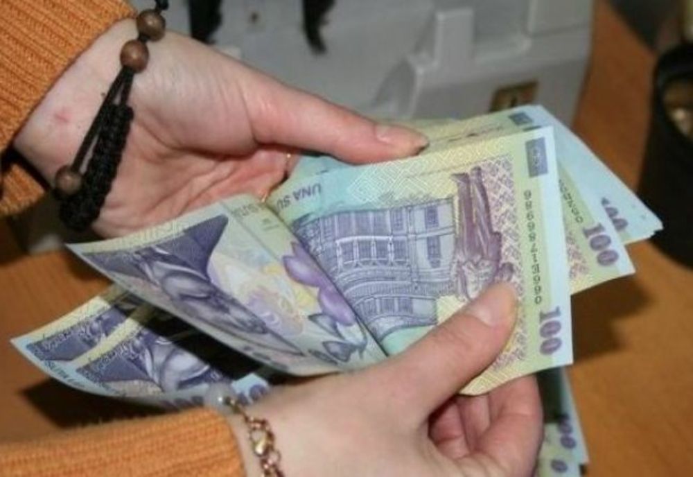 Ministrul Ghinea: ”Vrem să schimbăm modul în care se plătesc ajutoarele sociale”