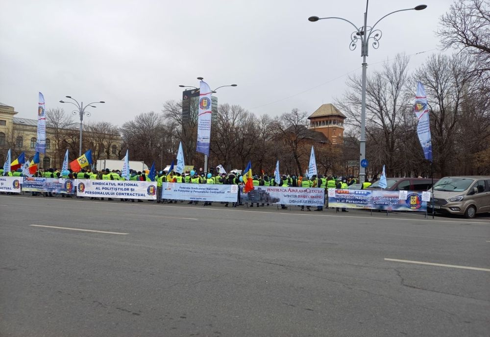 Proteste în Capitală și în țară. Sindicaliștii din Sănătate, Poliție și CFR ies în stradă