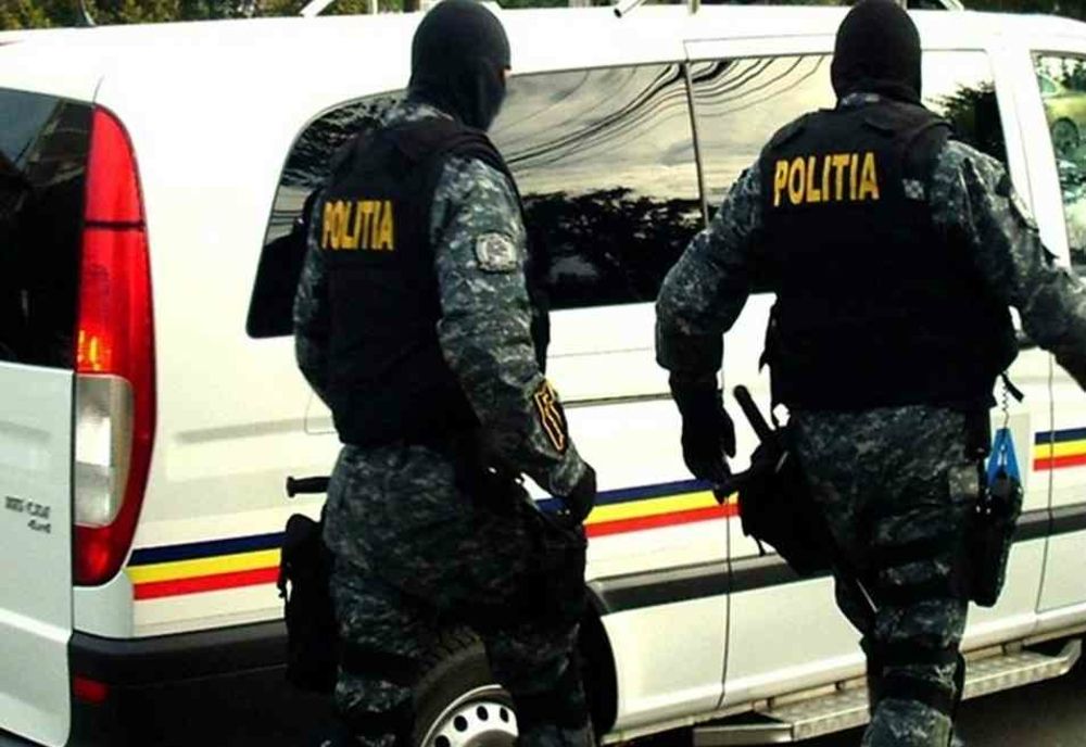 Tun de 3 milioane de dolari, într-un amplu dosar de fraude informatice
