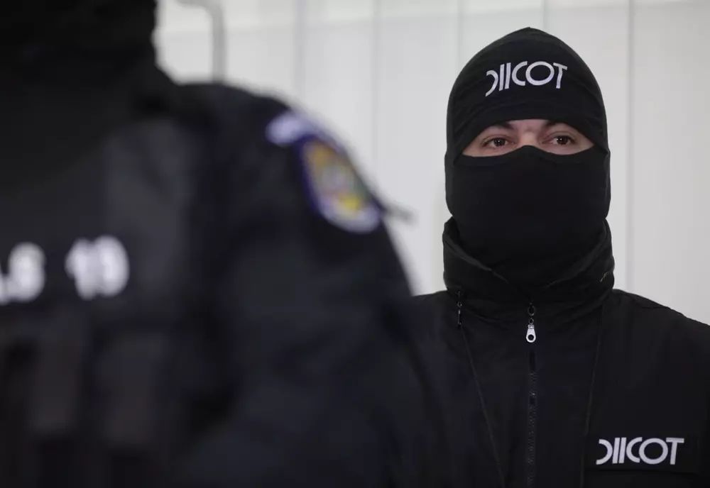 VIDEO Captură record de droguri. 1, 4 tone de heroină găsite în portul Constanța