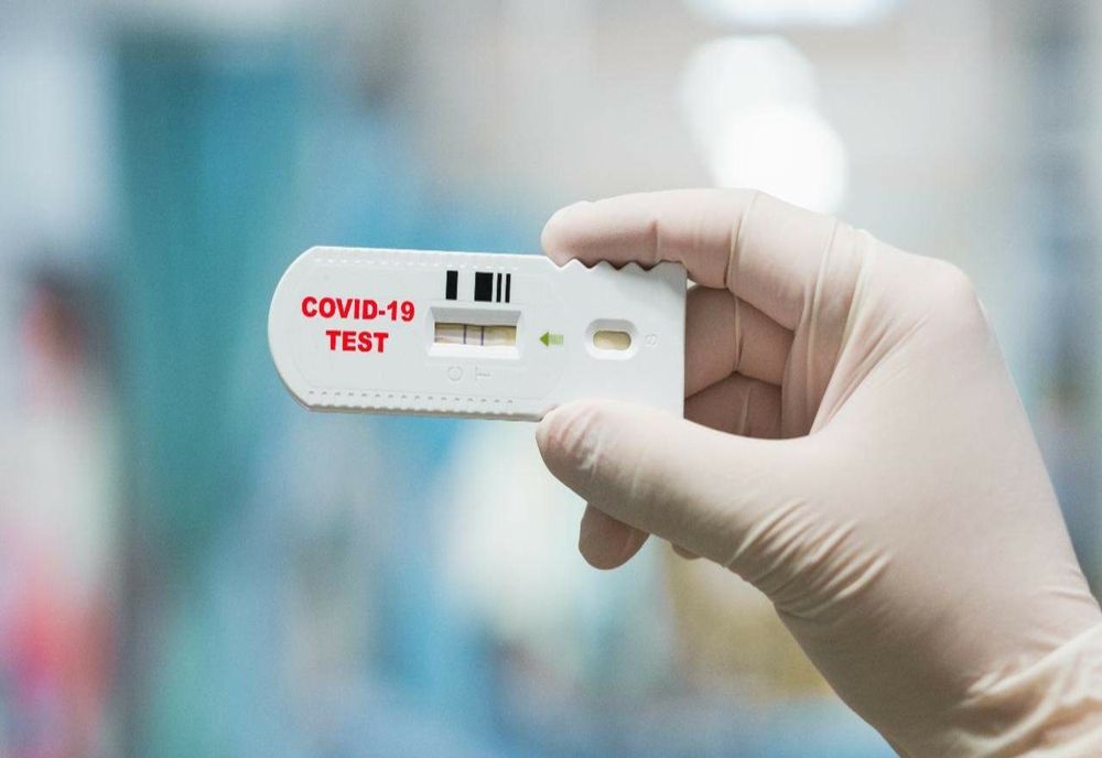 Raporta COVID-19, de astăzi. Din nou sunt raportate zeci de decese din perioade anterioare