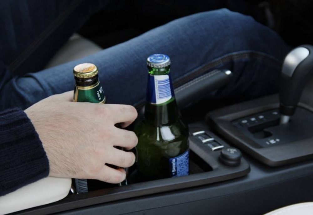 Pericol în trafic. Şoferi prinşi băuţi la volan