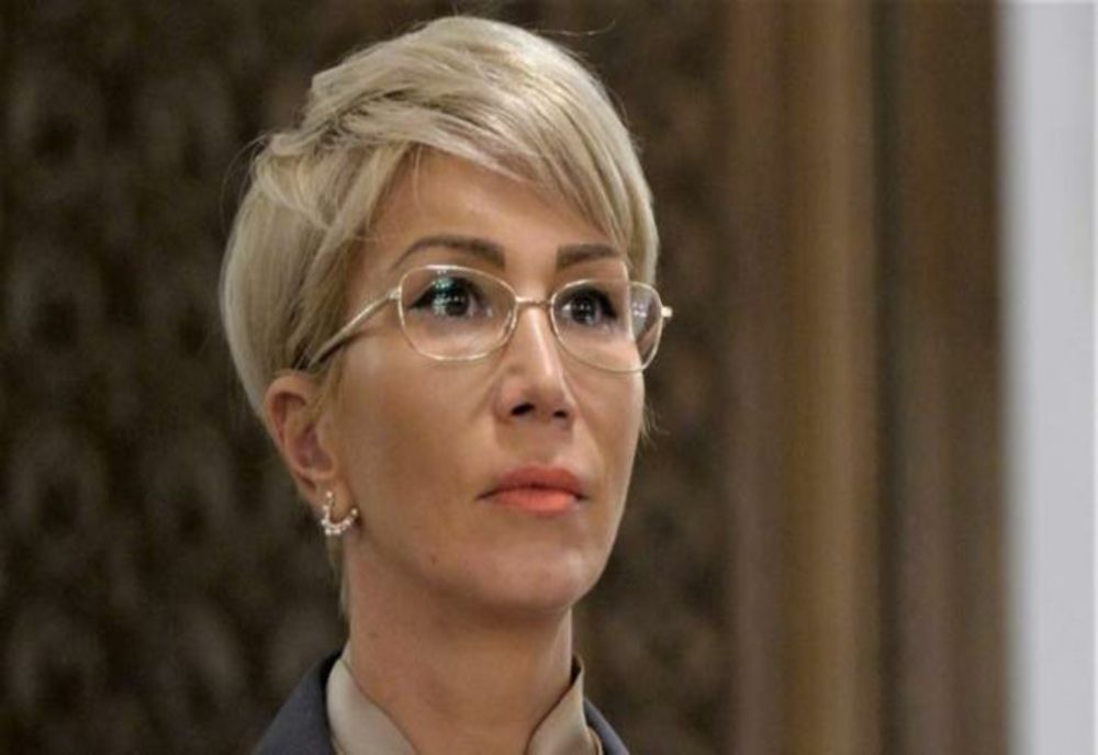 Statul îi va taxa cu 20% pe cei care prestează munci domestice plătite la negru