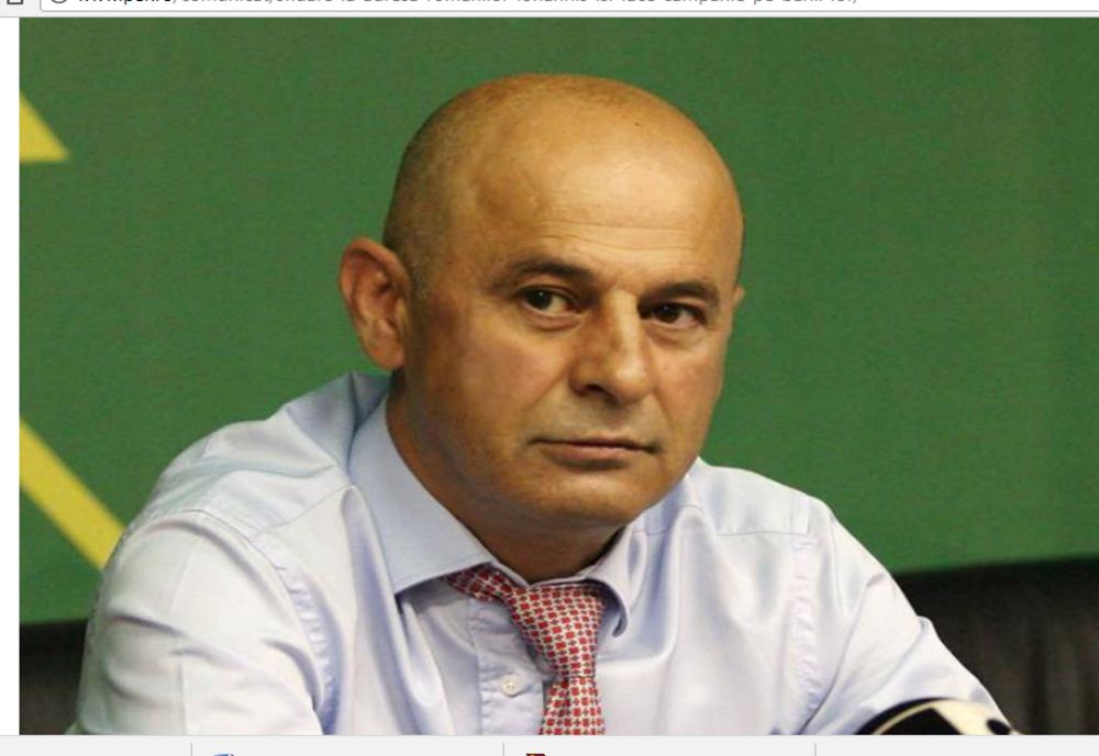 Dănuț Pop despre Dan Barna: ”Trebuia sa existe un imbecil in cadrul guvernului care sa ceara interzicerea accesului in malluri a celor nevaccinați”