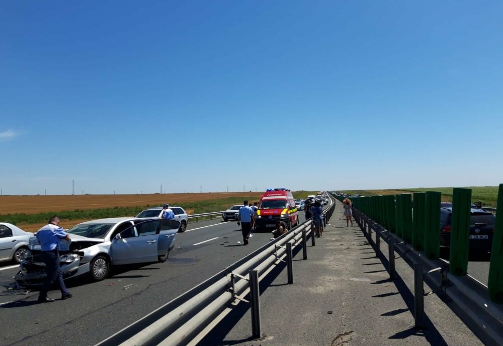 Accident pe  A2 pe drumul spre mare