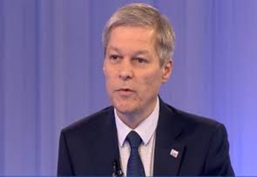 Conducerea USR a respins programul politic al lui Cioloș, care și-ar putea anunța demisia în această seară