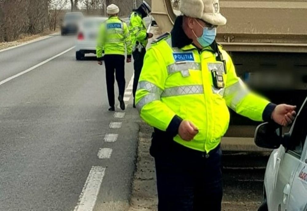 37 de șoferi au rămas pietoni. Amenzi pe bandă rulantă