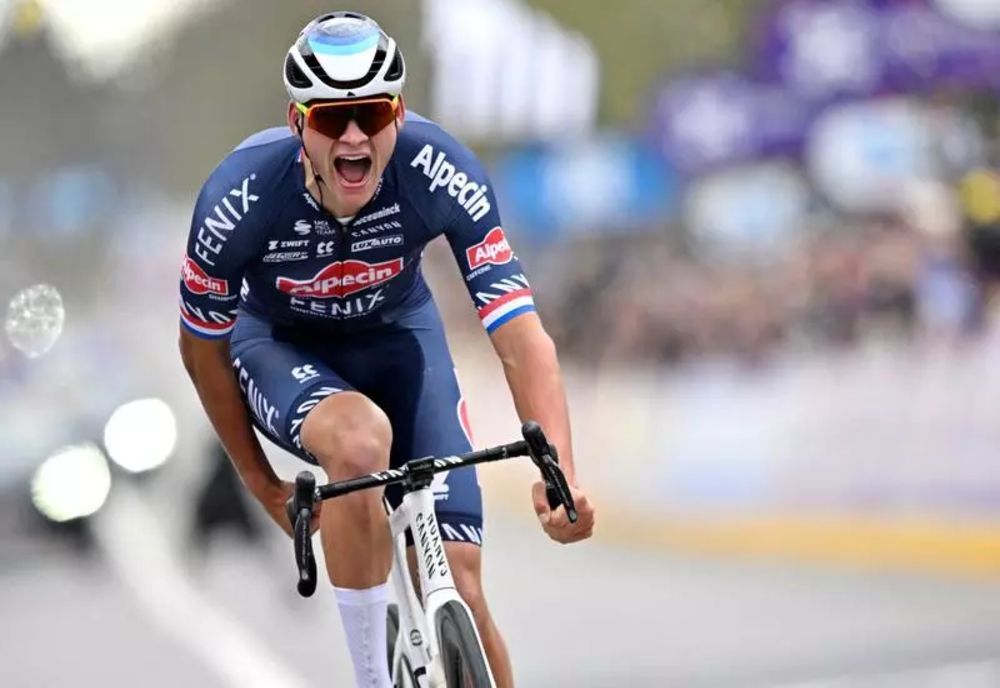 Final spectaculos în Turul Flandrei! Mathieu van der Poel a câștigat la sprint