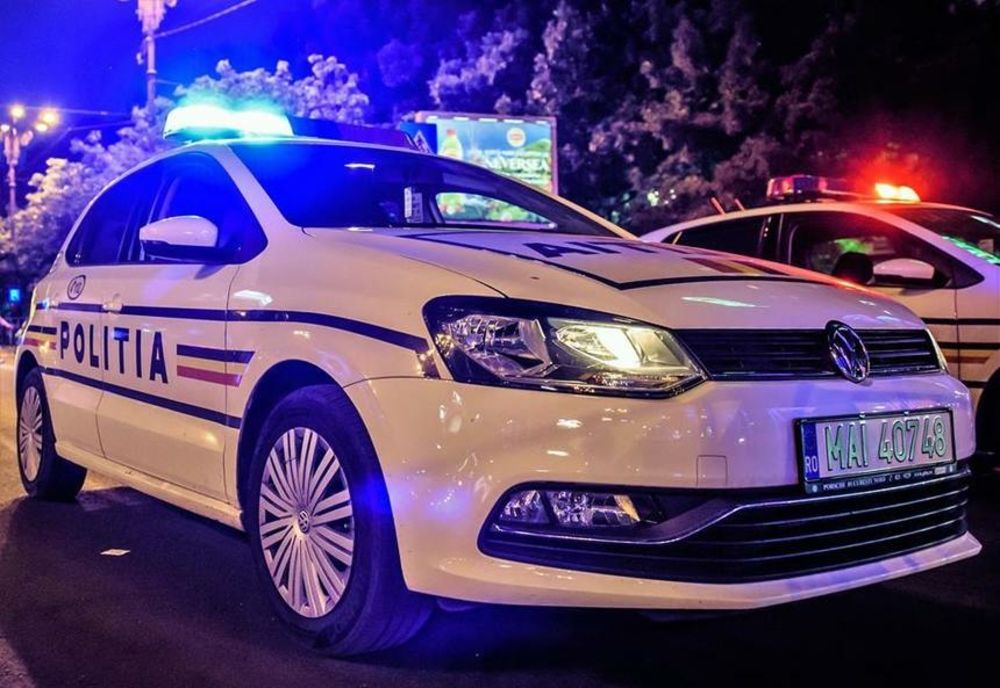 Bărbat omorât în bătaie, în plină stradă. Alte două persoane au ajuns la spital