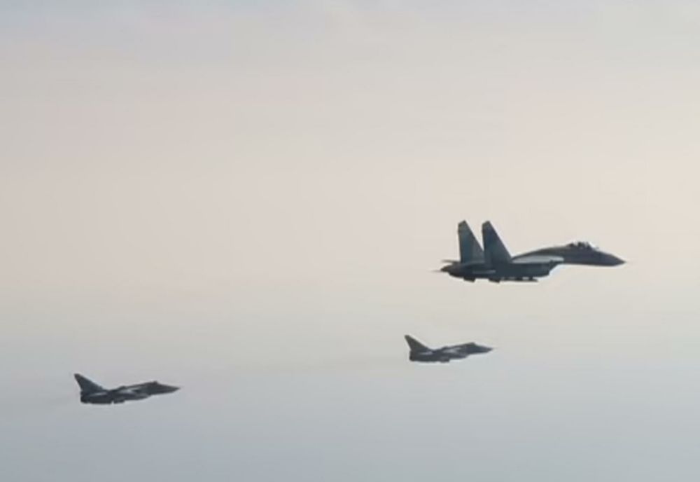 Avionul interceptat de aeronave F-16 la Turnu Severin, găsit ABANDONAT în Bulgaria