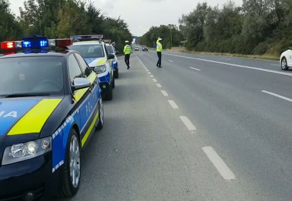 Zeci de permise reținute și vitezomani scoși din trafic