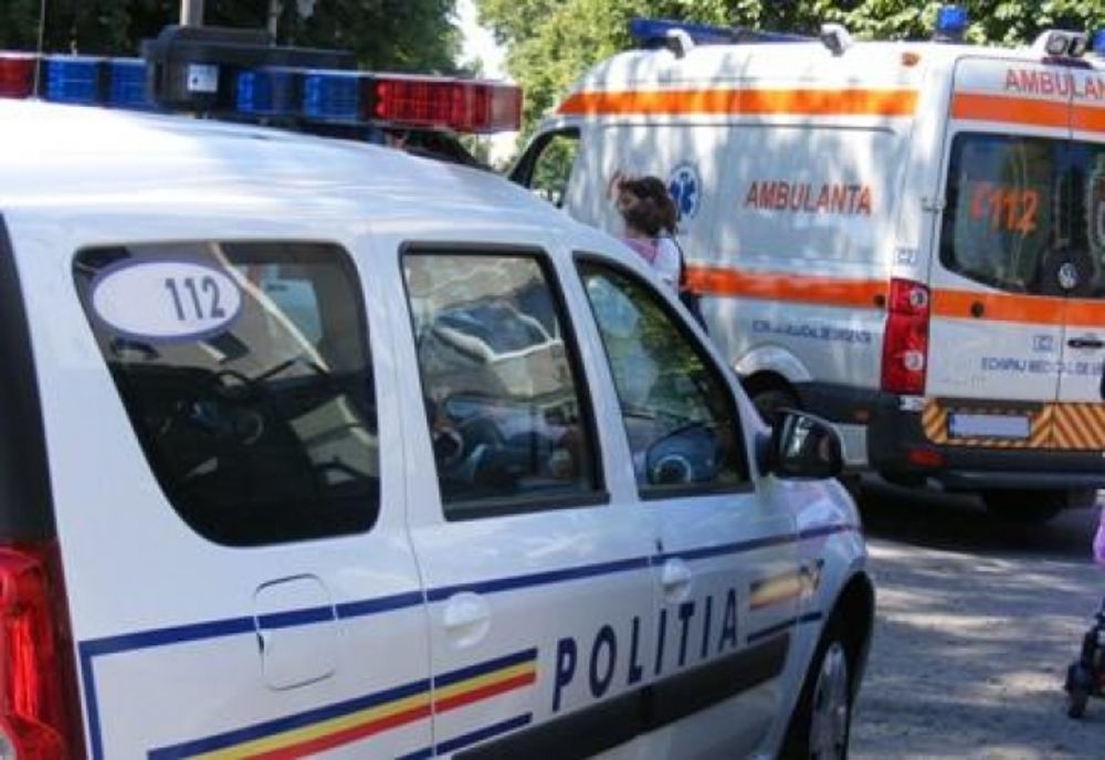 Impact violent între un autoturism și o autoutilitară în Chiselet