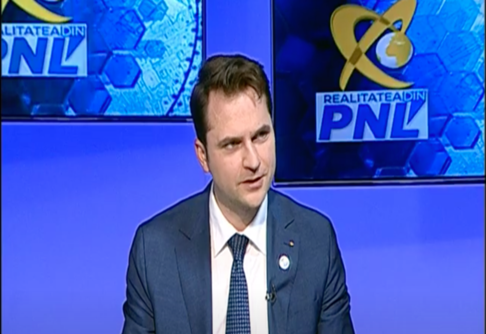 Ministrul Burduja: Diferenţa dintre un politician şi un lider este că primul se gândeşte la următoarele alegeri, în timp ce al doilea la următoarele generaţii