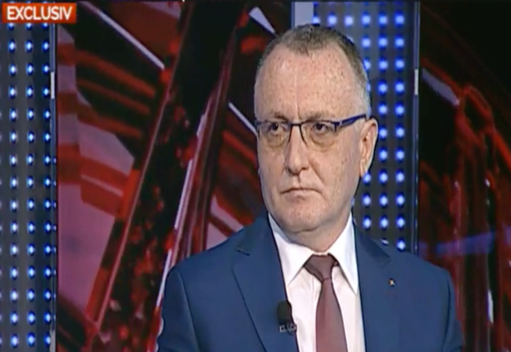 Sorin Cîmpeanu, după cazul șocant de sex în toaleta școlii: „E absolut îngrozitor. Profesorul trebuie să fie un model pentru elevii săi”