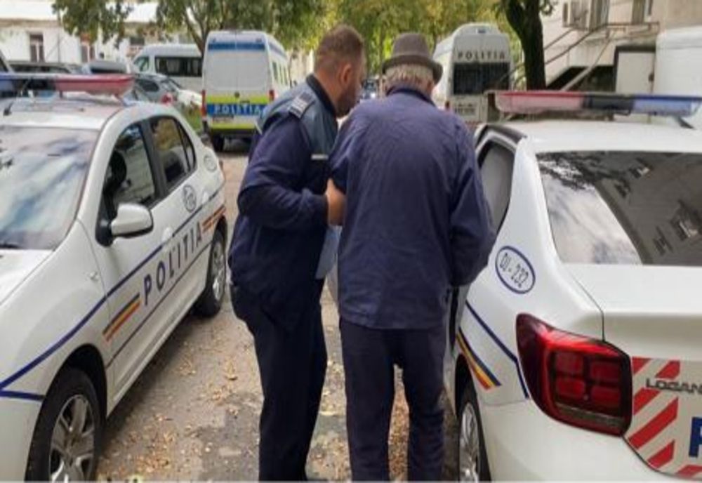 Un bătrân de 72 de ani din Dolj ar fi violat două fetiţe de cinci ani