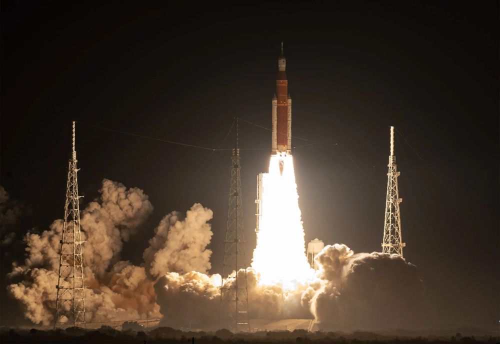 NASA a lansat Artemis pe lună  