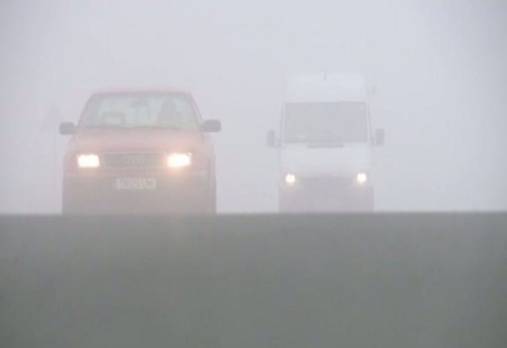 Ceaţa reduce vizibilitatea pe Autostrada București - Constanța