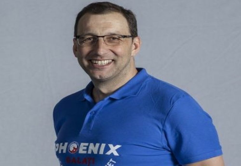 Antrenor de baschet, mort după ce a făcut stop cardio-respirator în timpul unui meci de baschet
