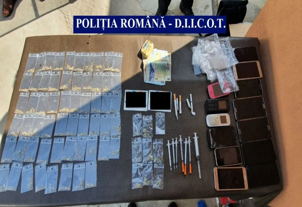 Două persoane reținute de polițiștii călărășeni pentru trafic cu substanțe psihoactive