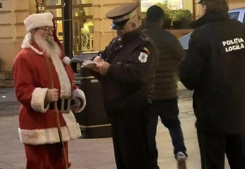 Moș Crăciun, avertizat de polițiștii locali! S-a întâmplat la Sibiu!