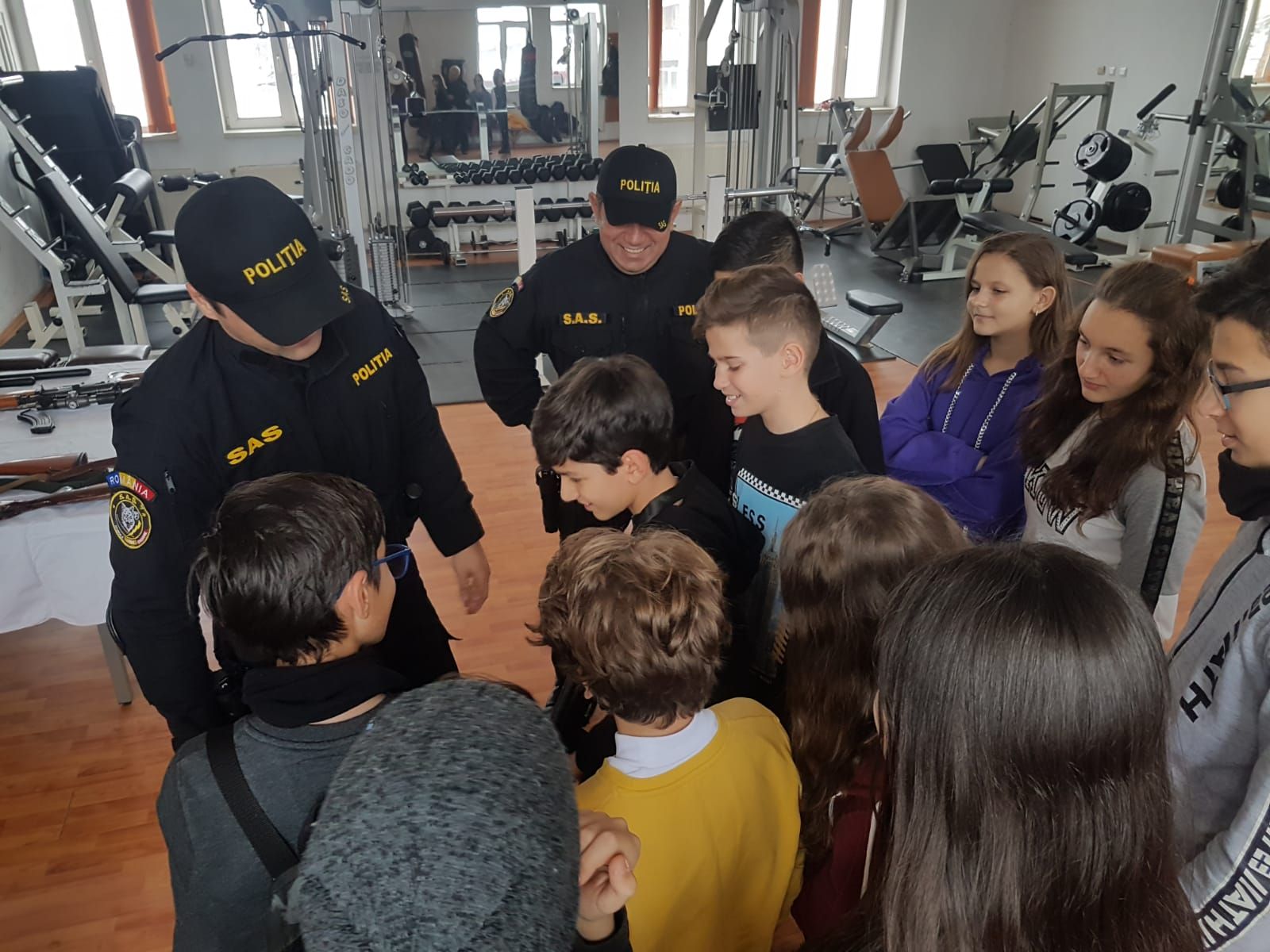 scoala altfel la politie