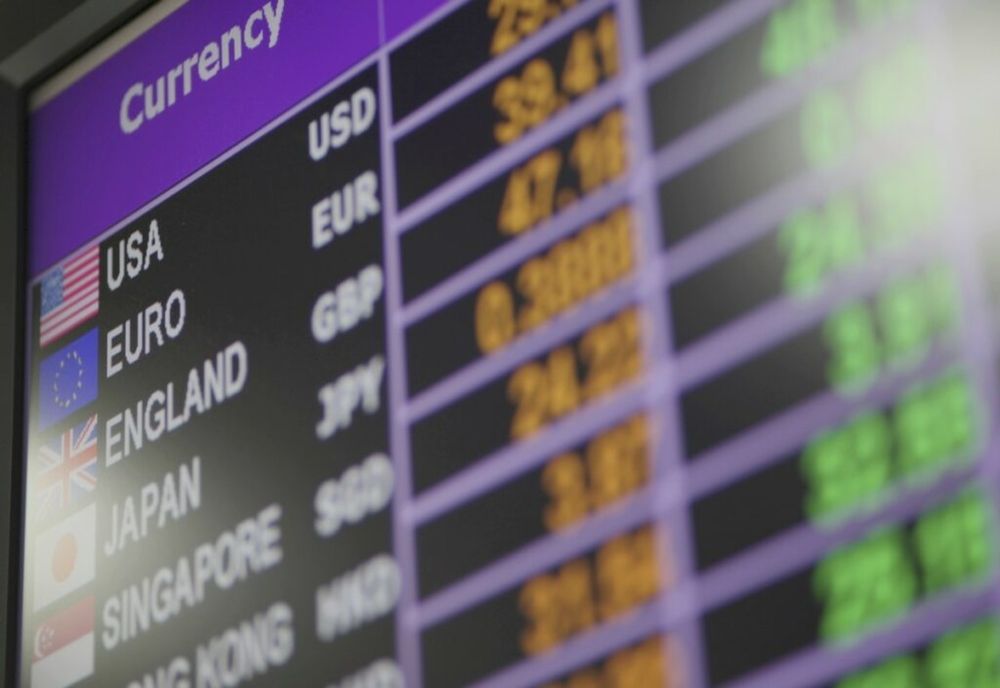 Moneda euro se apropie de 4,8 lei. Cutremur pe piața valutară