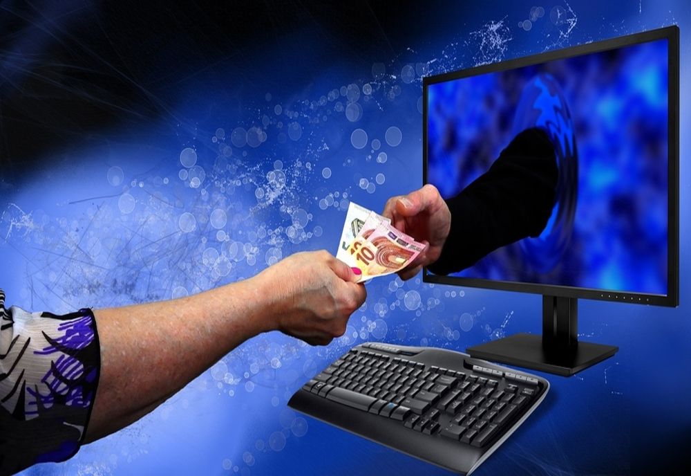 Inspectorii de la Antifraudă vor monitoriza tranzacţiile online de Black Friday