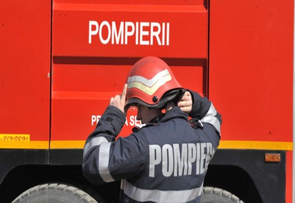 Mașină în flăcări pe Autostrada București – Constanța. Trafic blocat