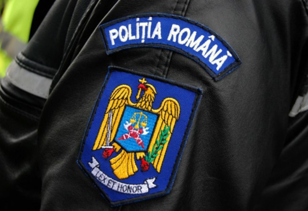 Peste 2.700 de persoane legitimate de polițiști